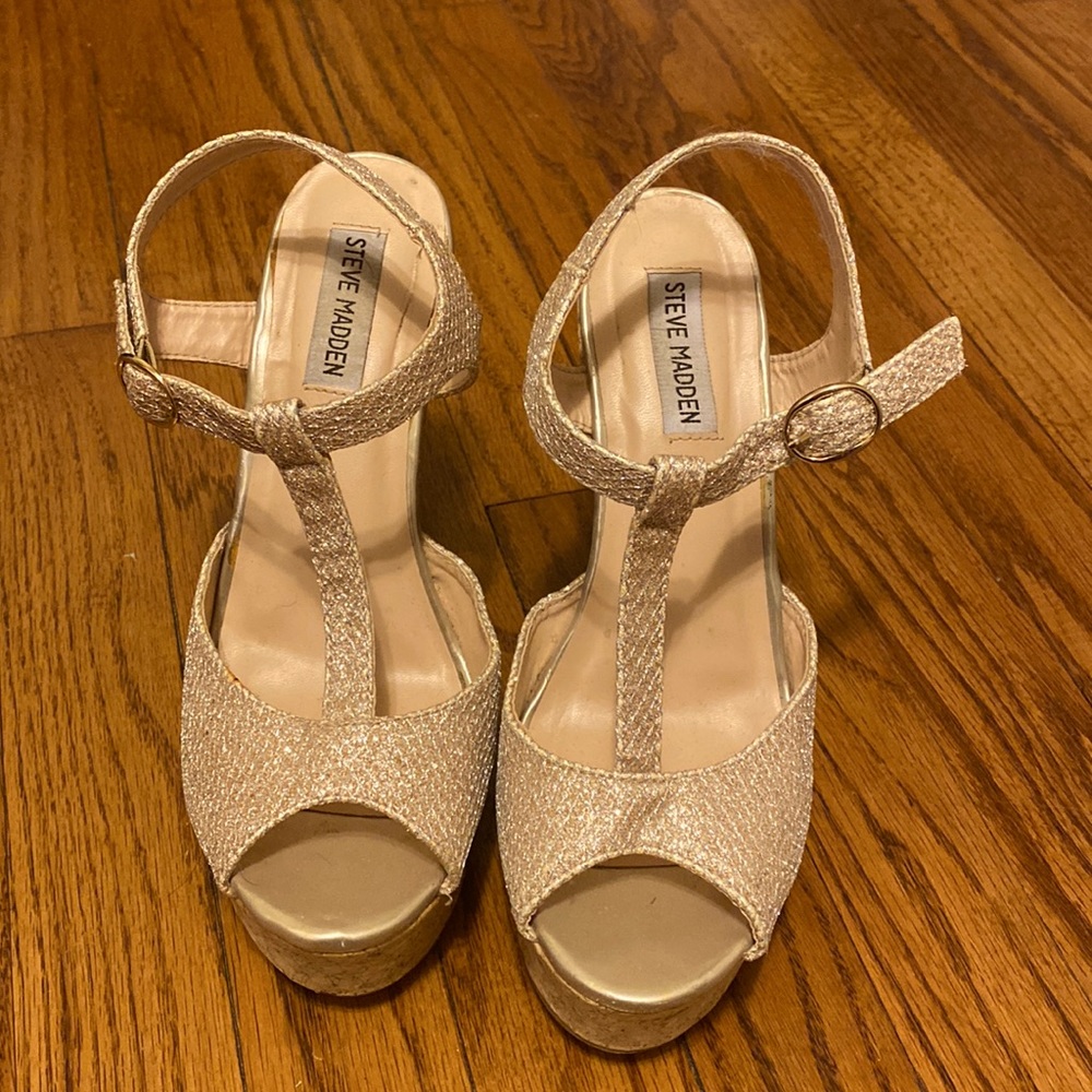 Steve Madden Wedges